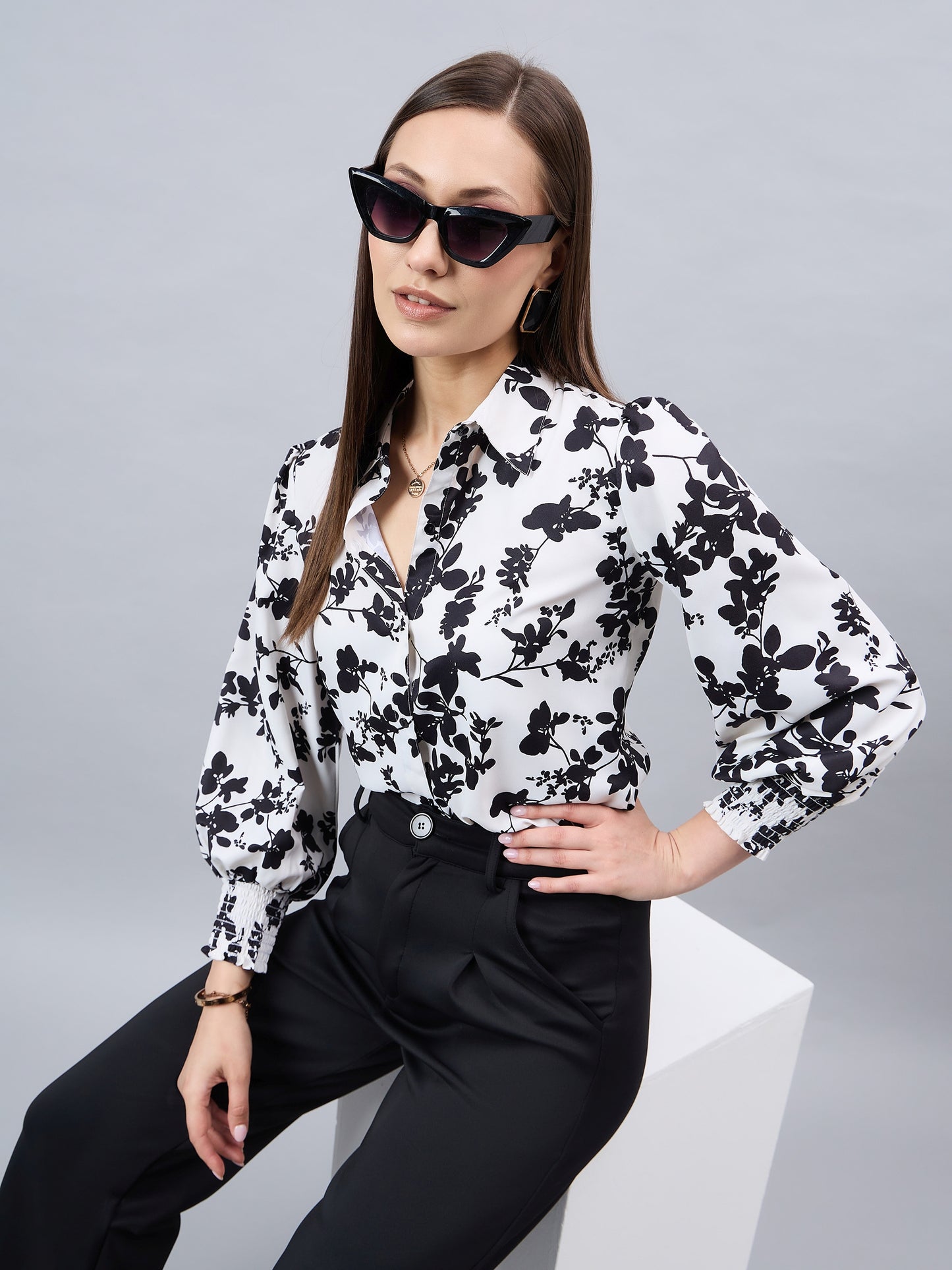 Style Quotient Women Black And White Floral Printed Polyester Regular Fit Smart Casual Shirt