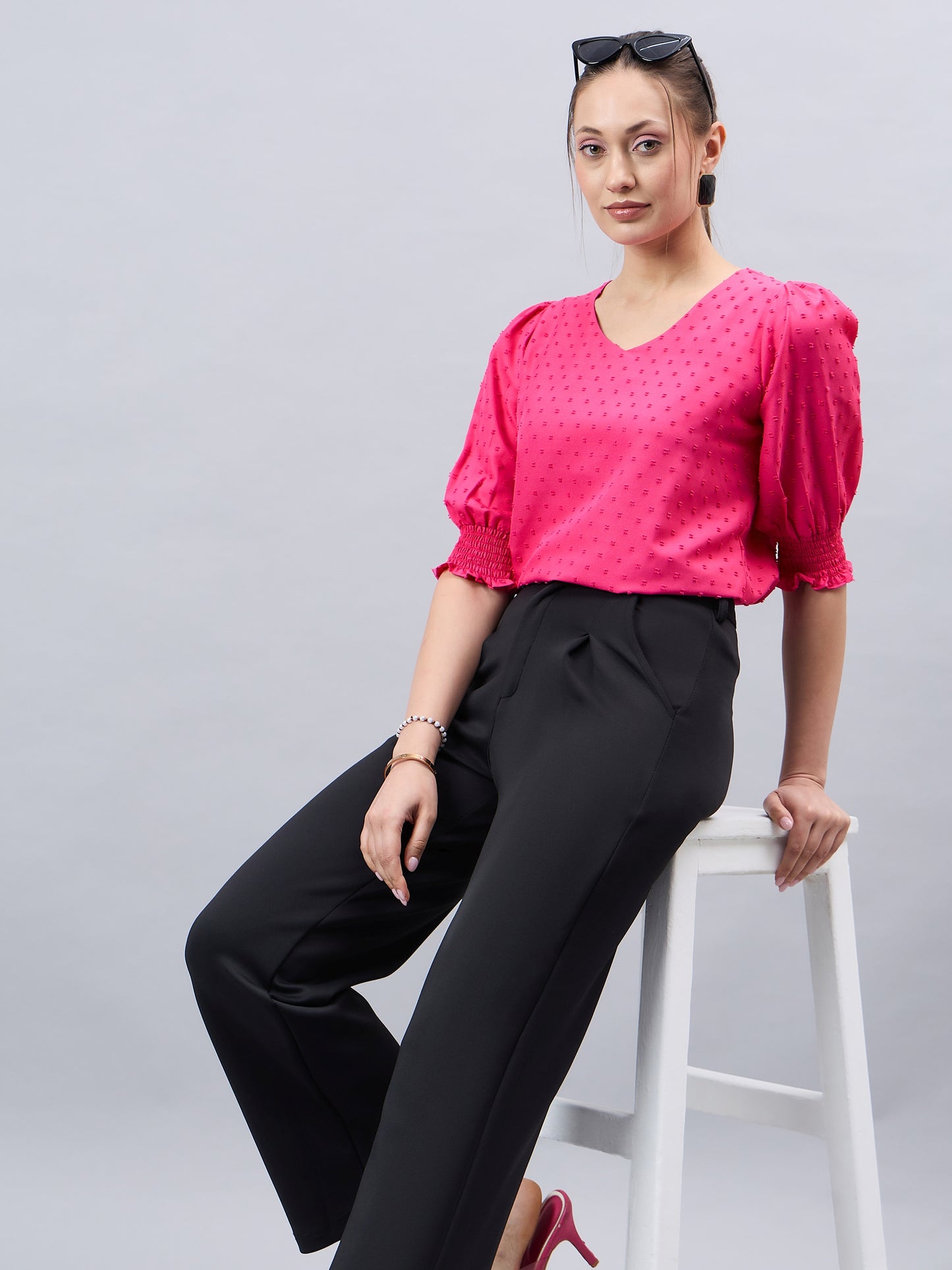 Style Quotient Womens Solid V-neck Puff Sleeve Top