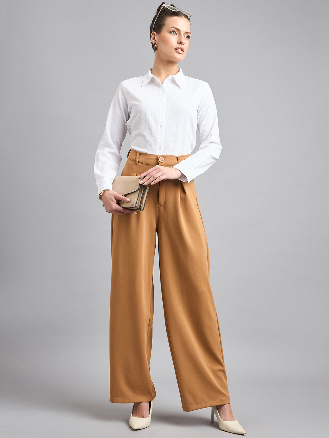 Style Quotient solid textured spread collar shirt