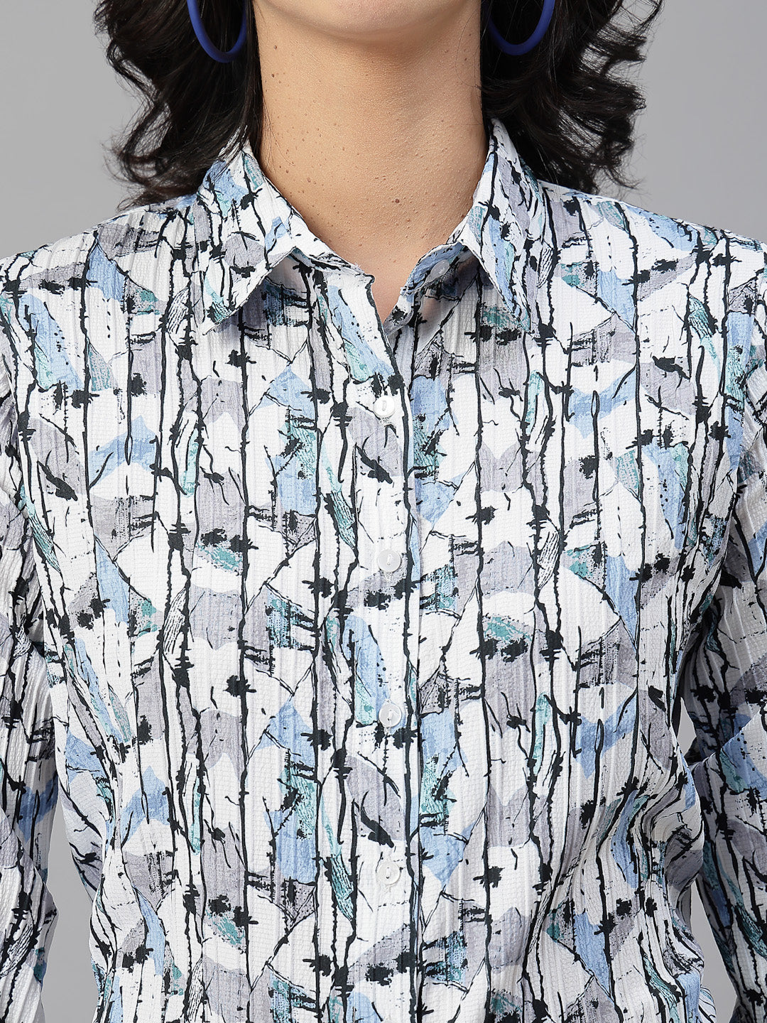 Style Quotient Women white stripes printed shirt