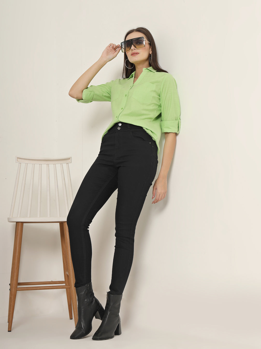 Style Quotient Women Green Solid Double Pocket Shirt