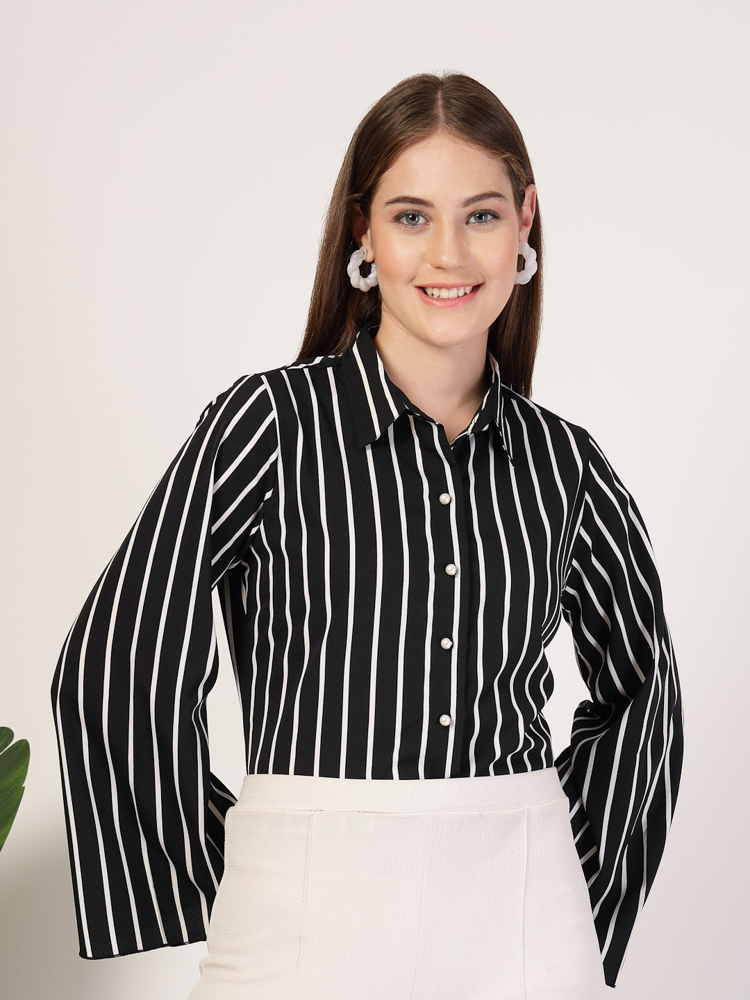Style Quotient Women Black white shirt