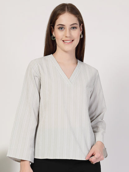 Style Quotient Women's top with V neck and bell sleeves
